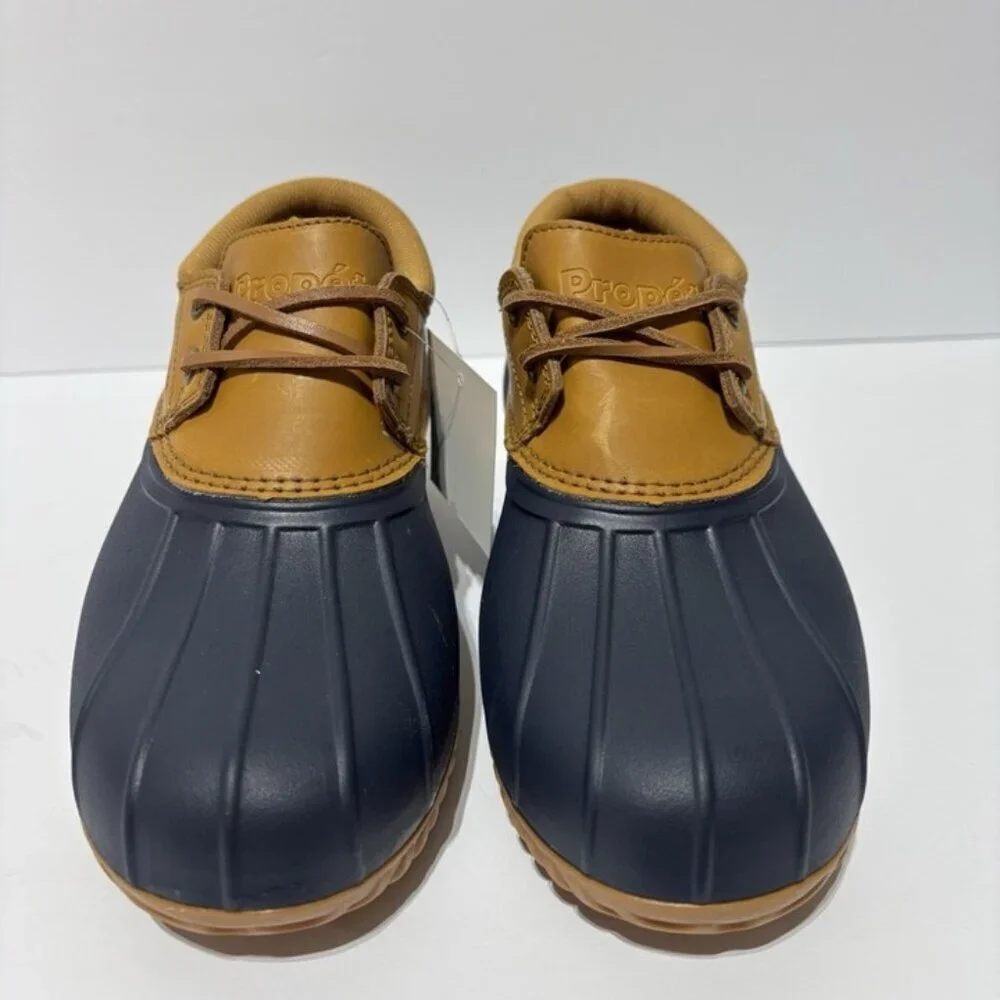 Propet women’s lone